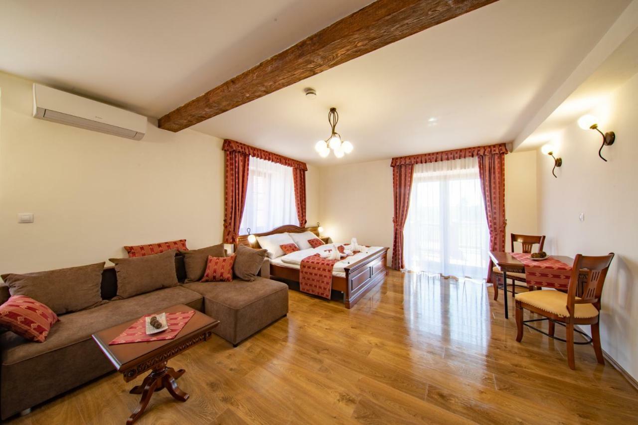 Residence Safari Resort - Chateau Borovany (Ceske Budejovice) Exterior foto