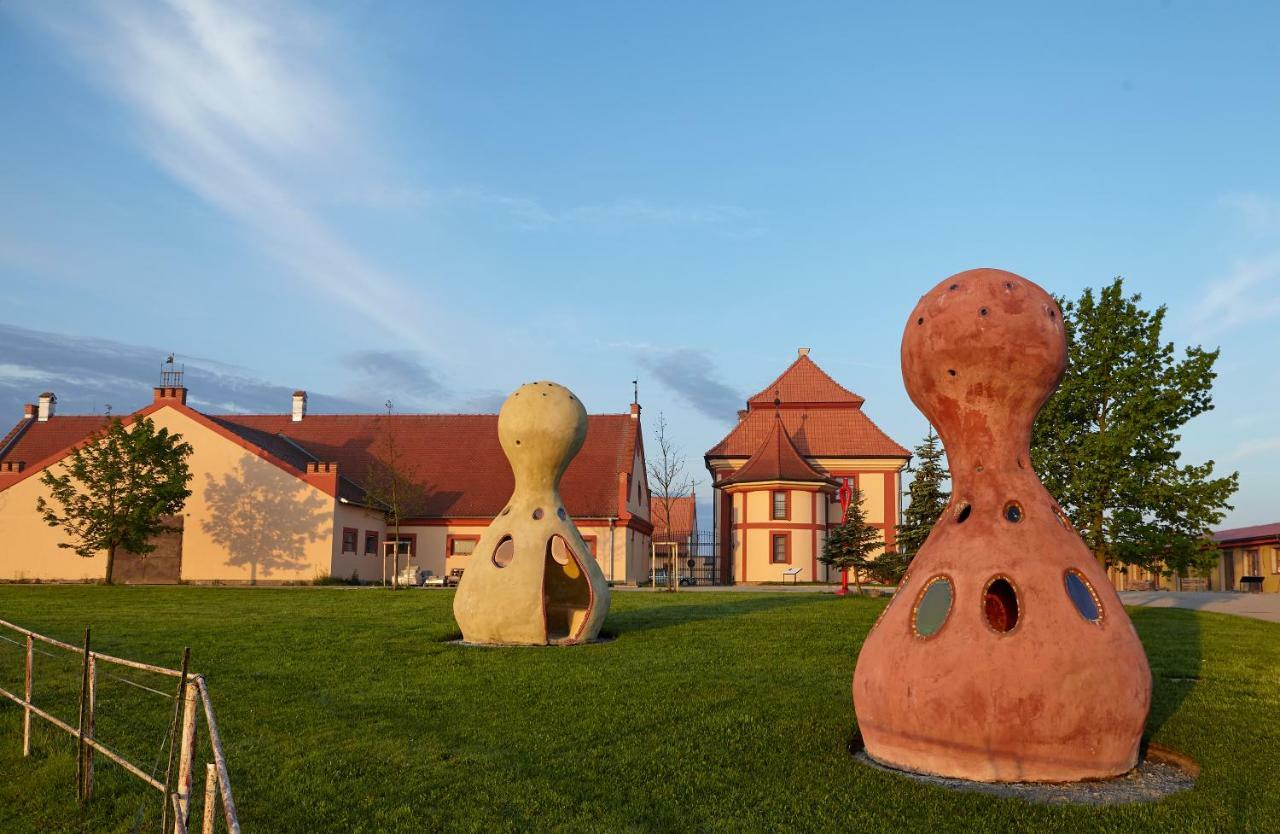 Residence Safari Resort - Chateau Borovany (Ceske Budejovice) Exterior foto